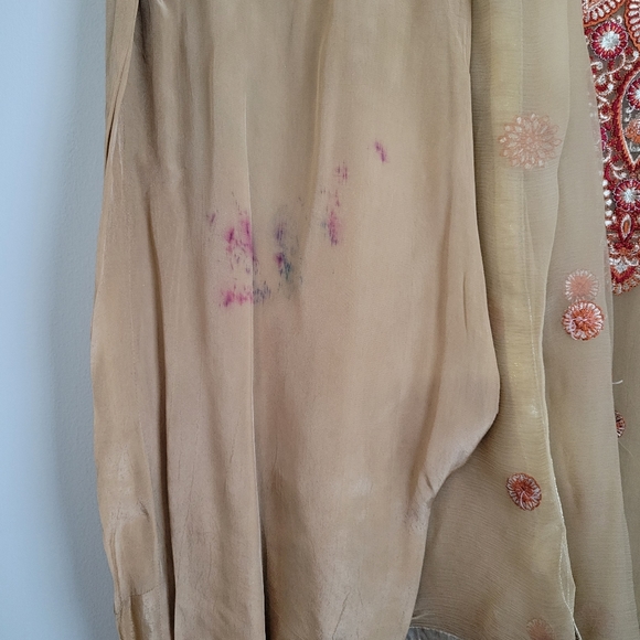 Pakistani shalwar kameez - Picture 3 of 5
